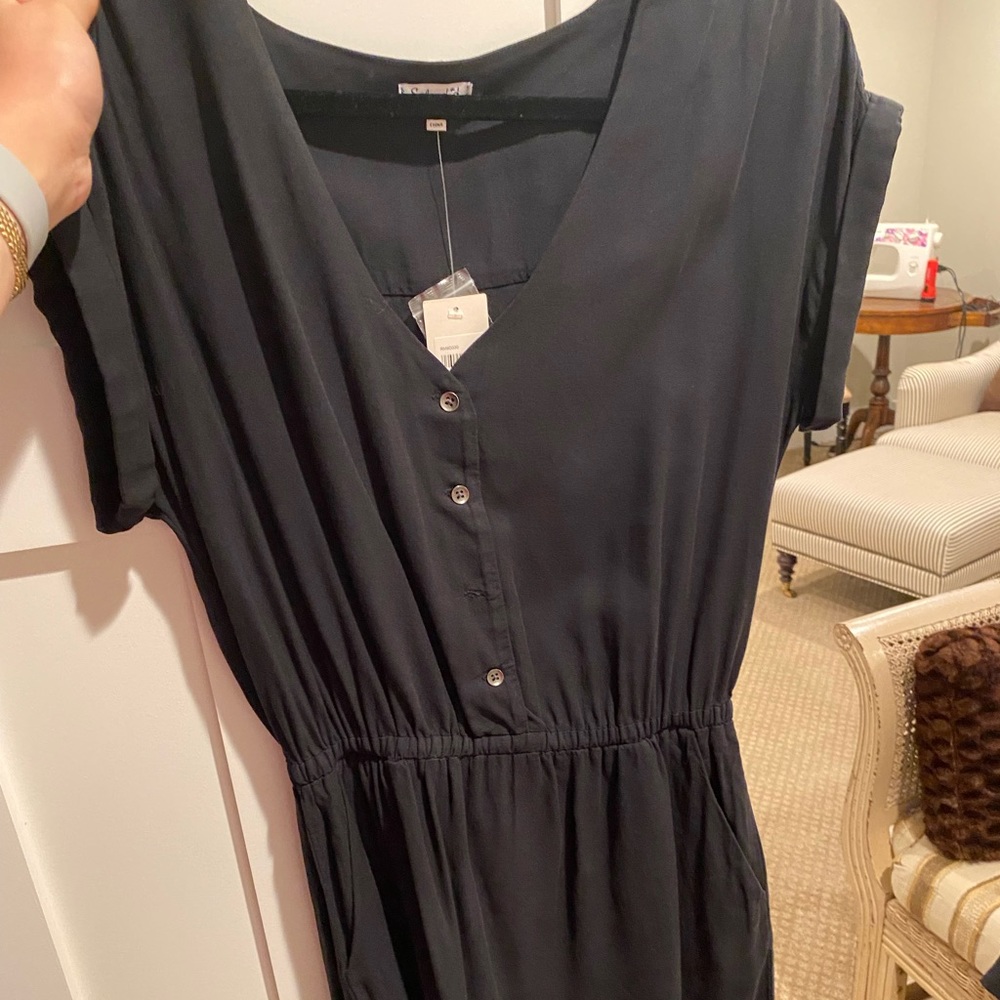 Splendid Black Mini Dress with V-Neck and Button Front